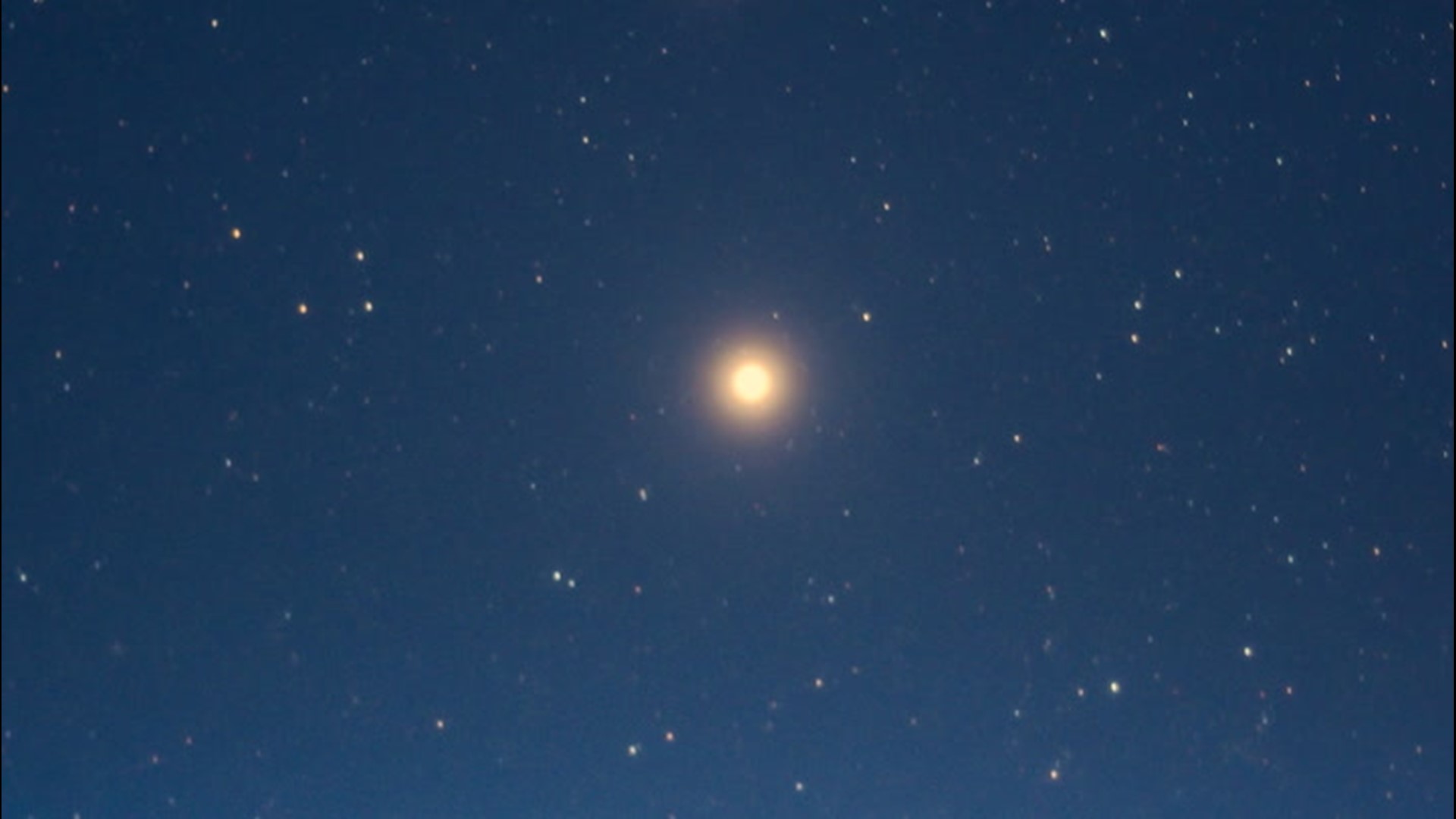 On Dec. 21, catch the great conjunction of Jupiter and Saturn, where the two gas giants will look like one bright star. Astronomers are also calling this a 'Christmas Star,' let's find out why.