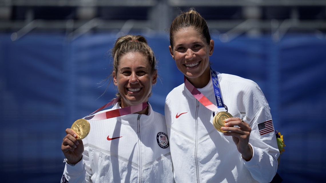 Tokyo Rewind, Aug. 5: US women win gold on beach, bronze on pitch