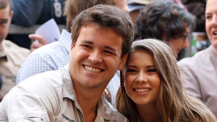 'This is my dad's handwriting to keep him with me, always': Bindi Irwin debuts tattoo honoring late father