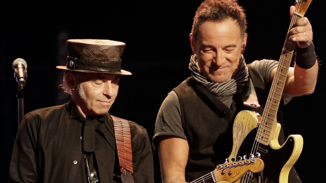 Bruce Springsteen guitarist Nils Lofgren joins Neil Young, Joni Mitchell in  removing music from Spotify