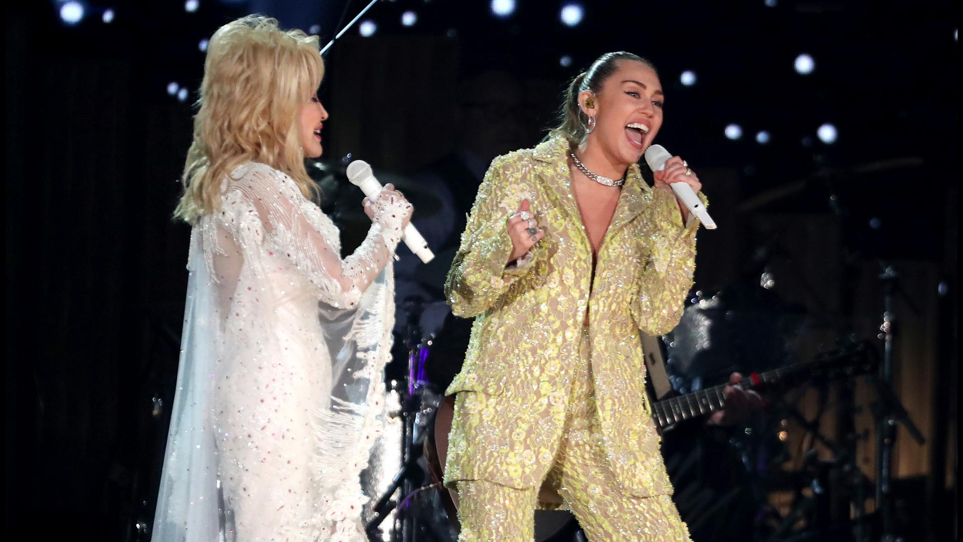 Miley Cyrus shares new details about final conversation with godmother ...