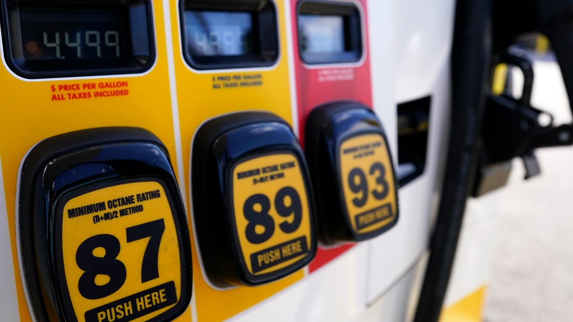 Memorial Day 2022: More travel expected despite gas prices - Vimarsana News