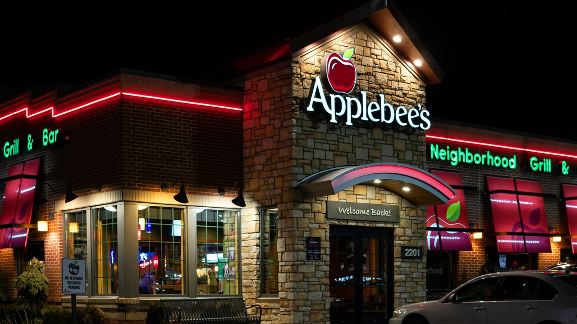 Applebee s date night pass offers a year of weekly dates for 200