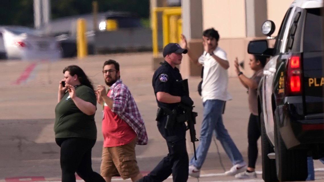 Investigators research right-wing ideology of Texas mall shooter - Vimarsana News