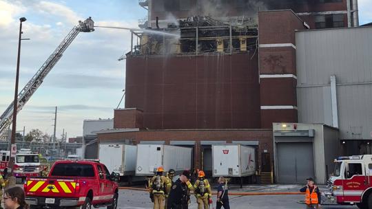 Quaker Oats building in Iowa explodes and catches fire, officials say ...