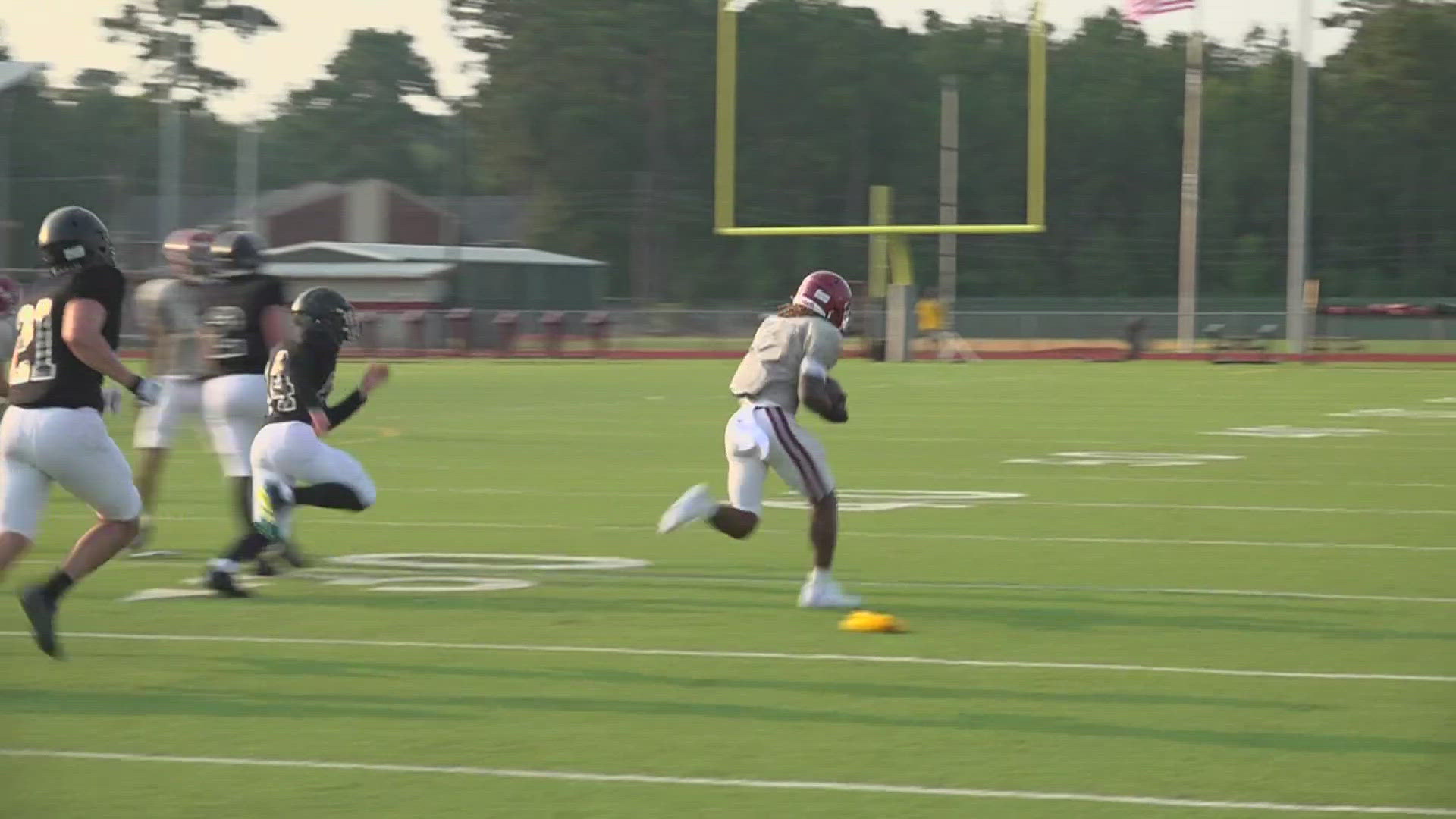 Jasper hosts Nacogdoches and Vidor in a three-team scrimmage where 15 minute non-stop quarters commenced for each offense and defense units for each team.