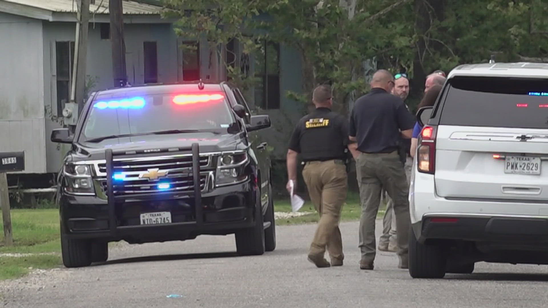 Orange County deputy injured, suspect fatally shot Wednesday morning in ...