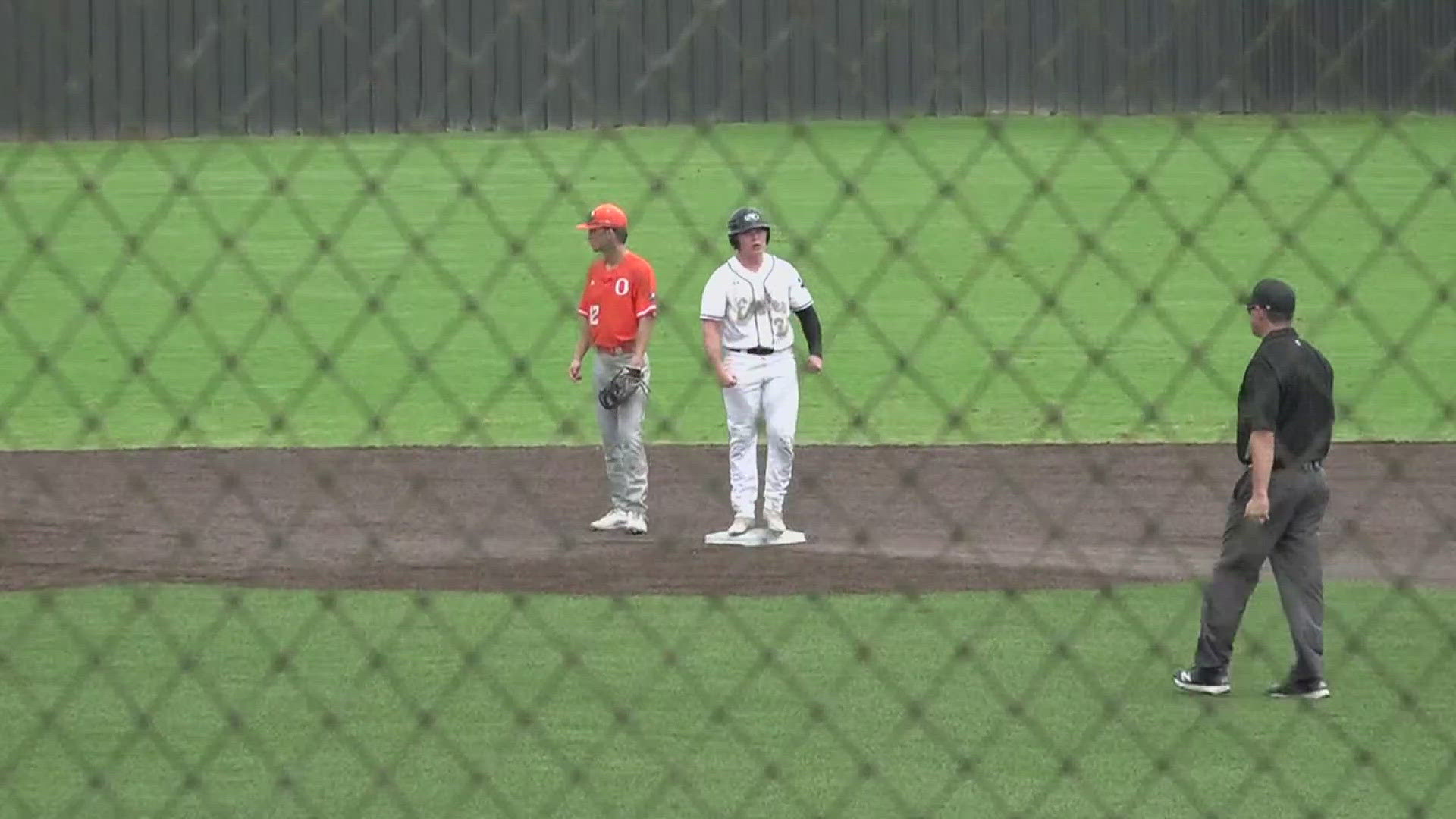 Orangefield took game one of their Bi-District three game set, but Woodville responded in game two with eleven runs! O-field would go on to win game three, 11-0.