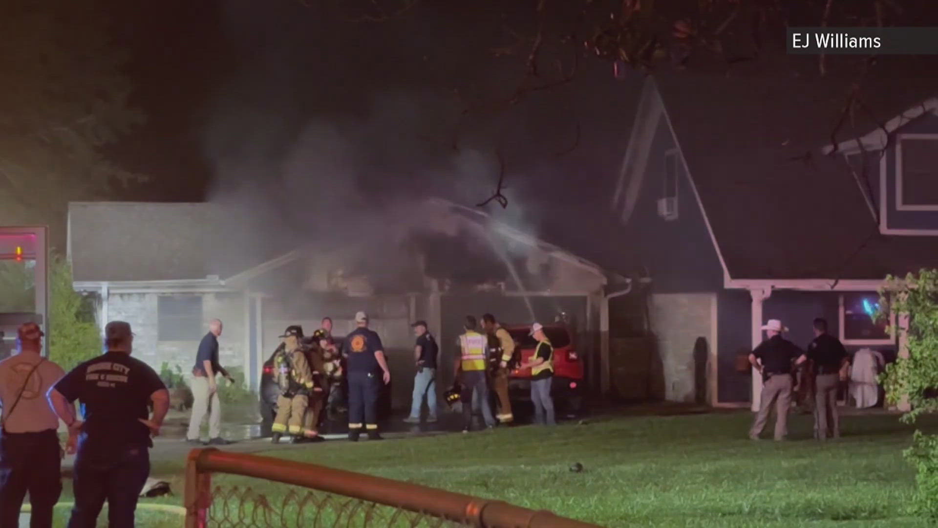 Family escapes overnight house fire in Orangefield