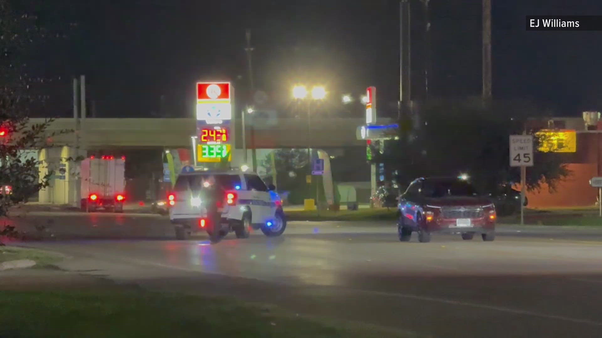 One person in hospital after Orange County crash | 12newsnow.com