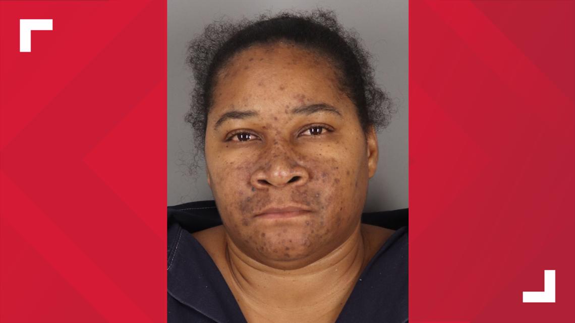 Woman gets 10 years probation in Beaumont food stamp fraud case