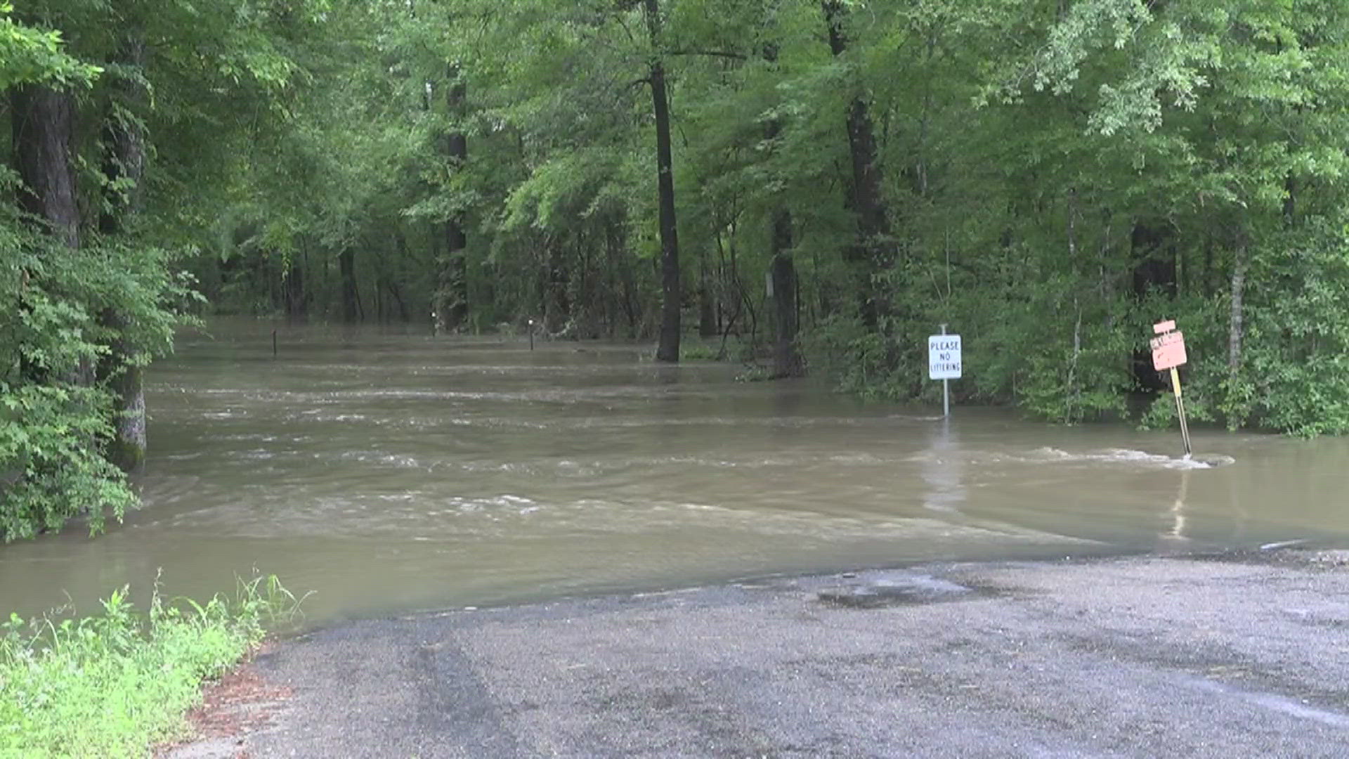 HCEM says multiple locations in Hardin County will experience flooding.