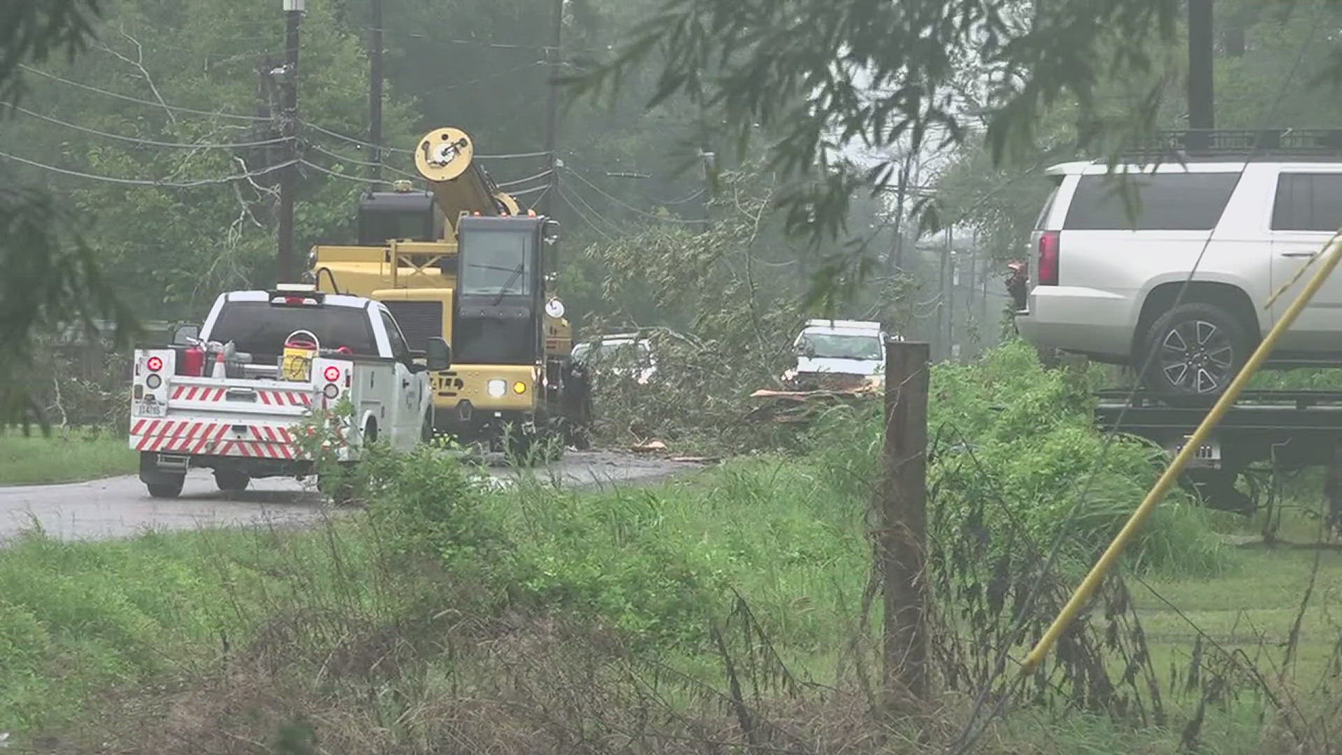 Vidor Police Chief says his officers were busy working about nine wrecks all caused by hydroplaning.