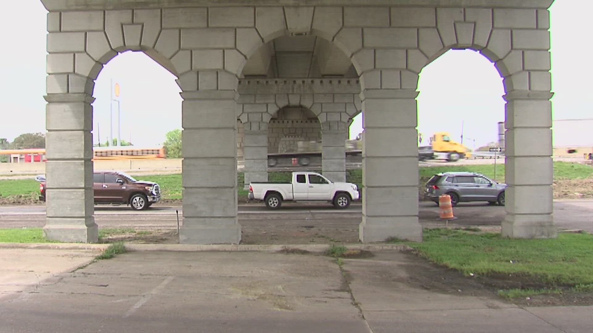 The Maury Meyers Bridge will close permanently on Friday, April 11, 2025, work begins to replace the bridge with a new at-ground level roadway beneath I-10.