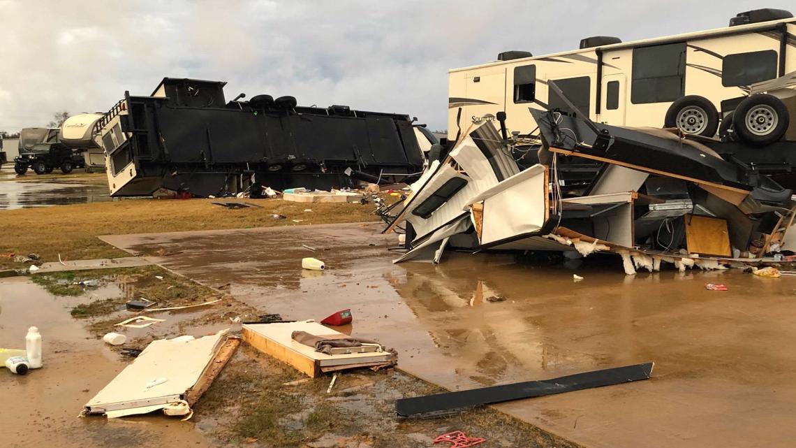 RVs damaged, overturned in heavy Saturday rainstorm in Beaumont