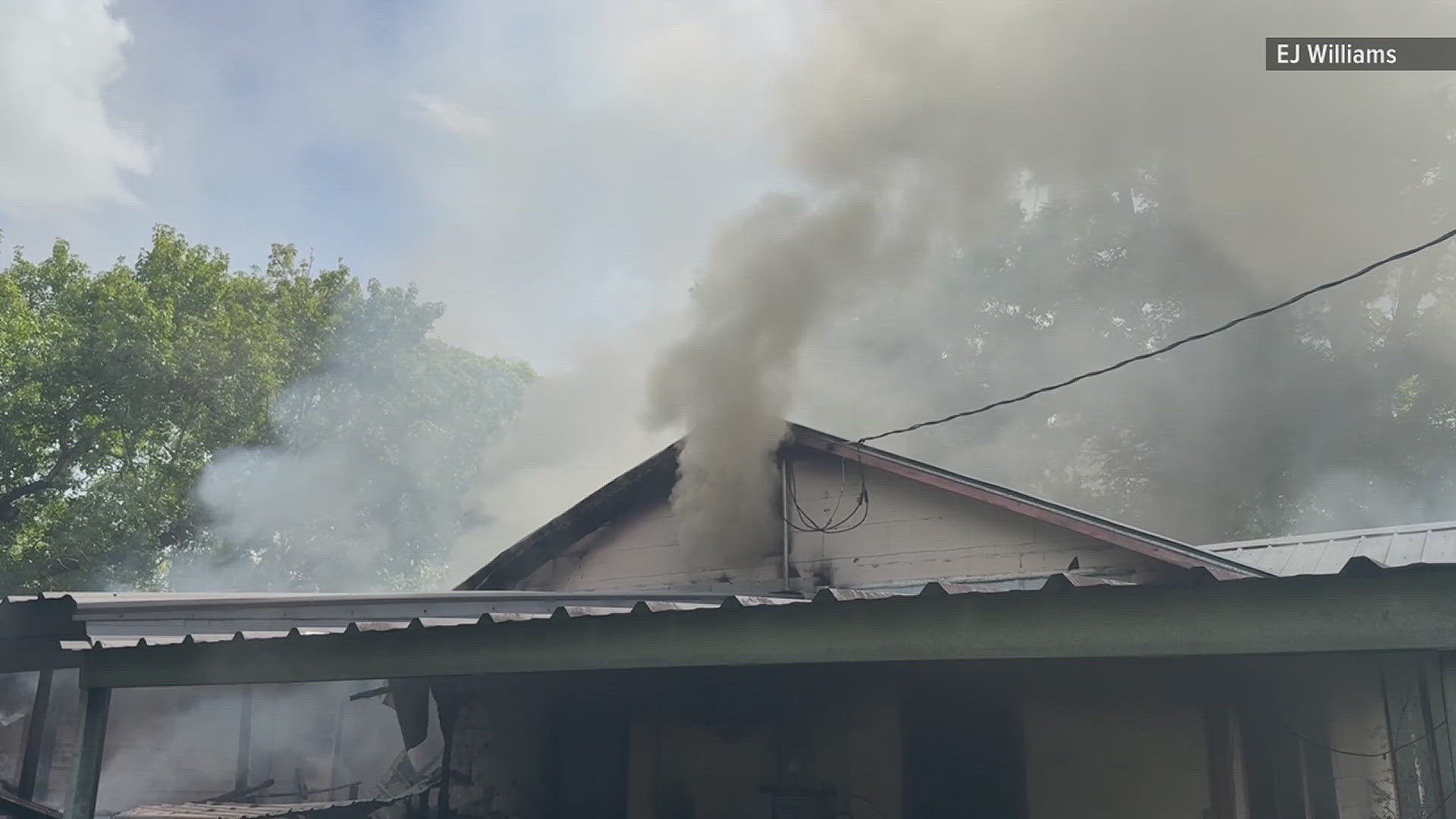 Fire destroys elderly woman's West Orange home | 12newsnow.com