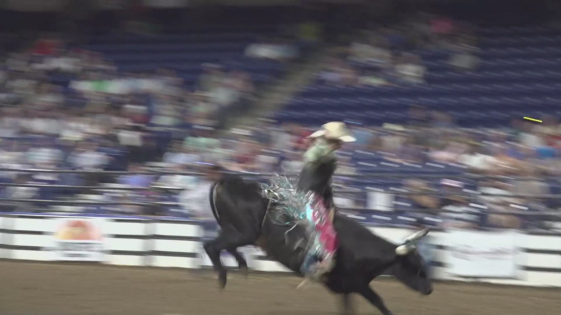 Opening night of YMBL rodeo kicks off day two of South Texas State Fair in Beaumont