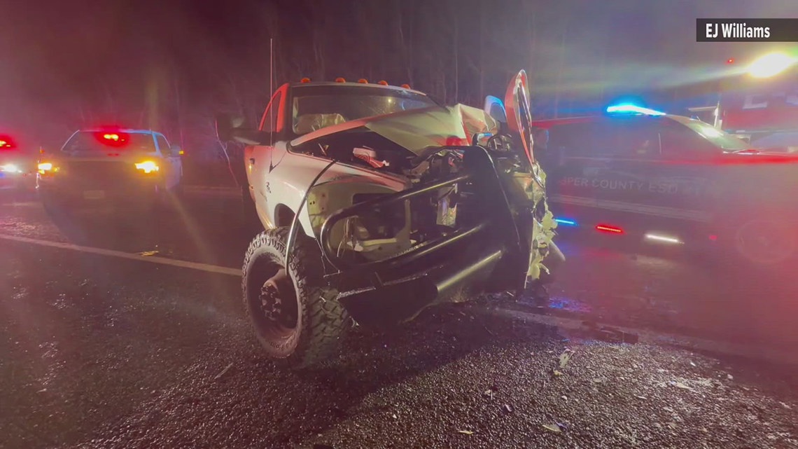 Mother and daughter killed in three-vehicle crash on State Highway 62 ...