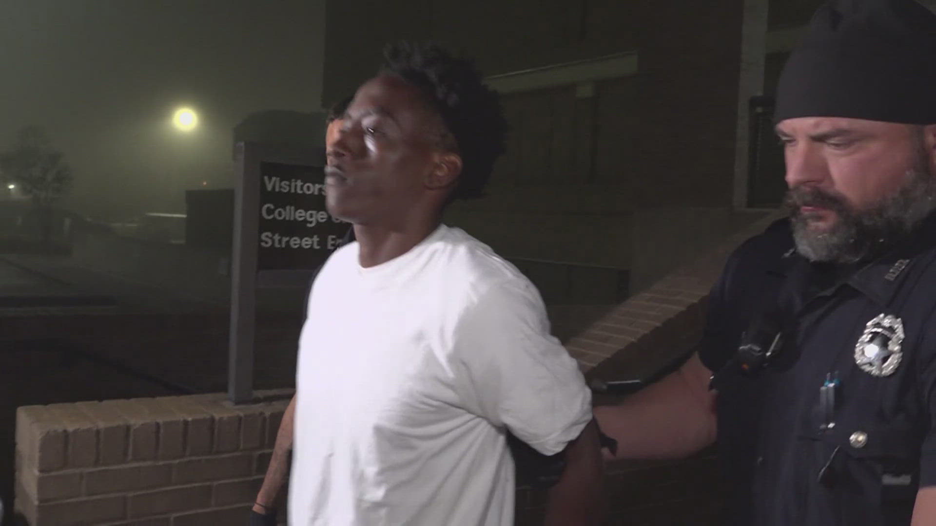 18-year-old murder suspect turns self in after fatal Woodrow Ave ...