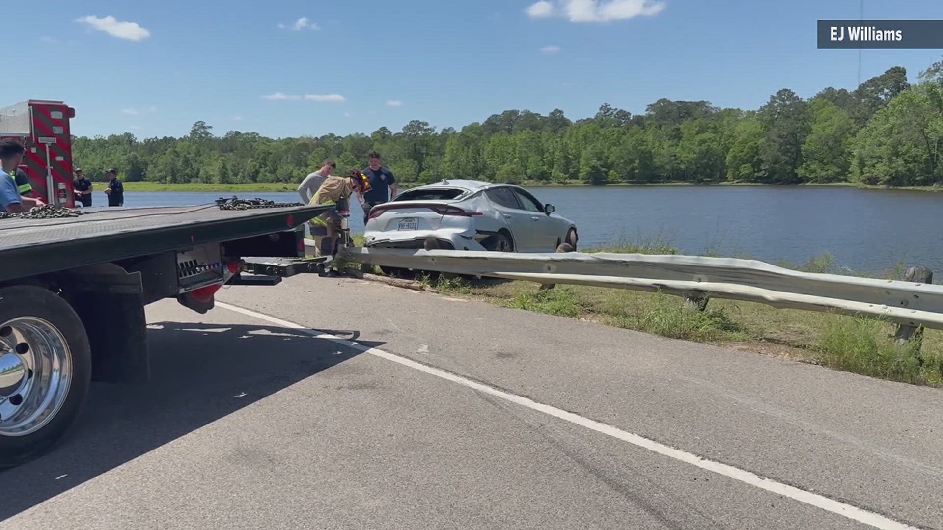 One thrown, one climbs out before car sinks in water after crash ...