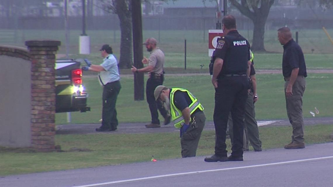 Man found dead along I-10 service road in Vidor Monday morning ...