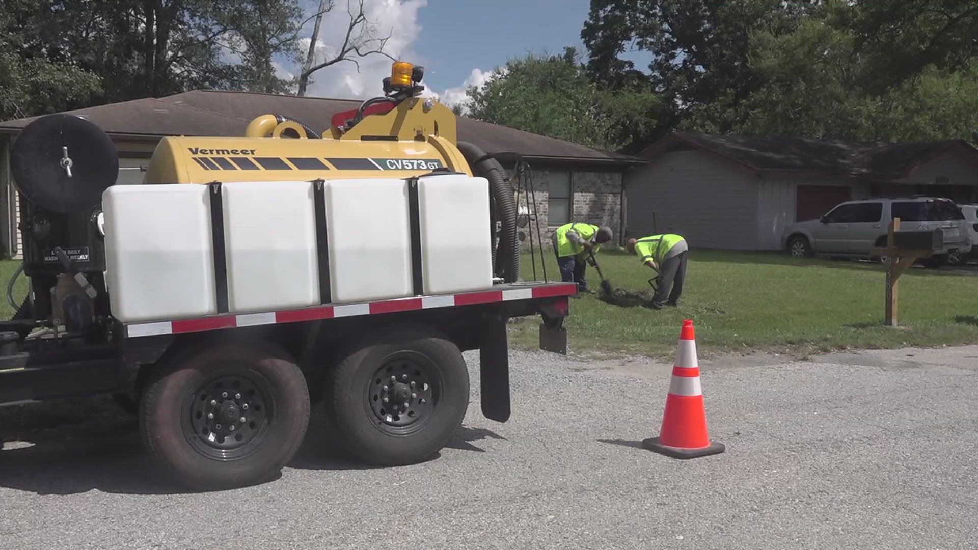 City officials say legitimate water utilities personnel will never ask to enter a home to collect samples or perform repairs.