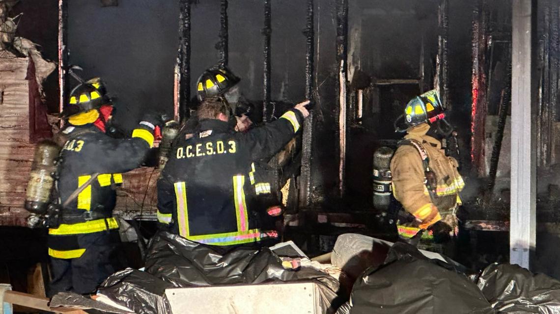Fire destroys family's mobile home in Little Cypress
