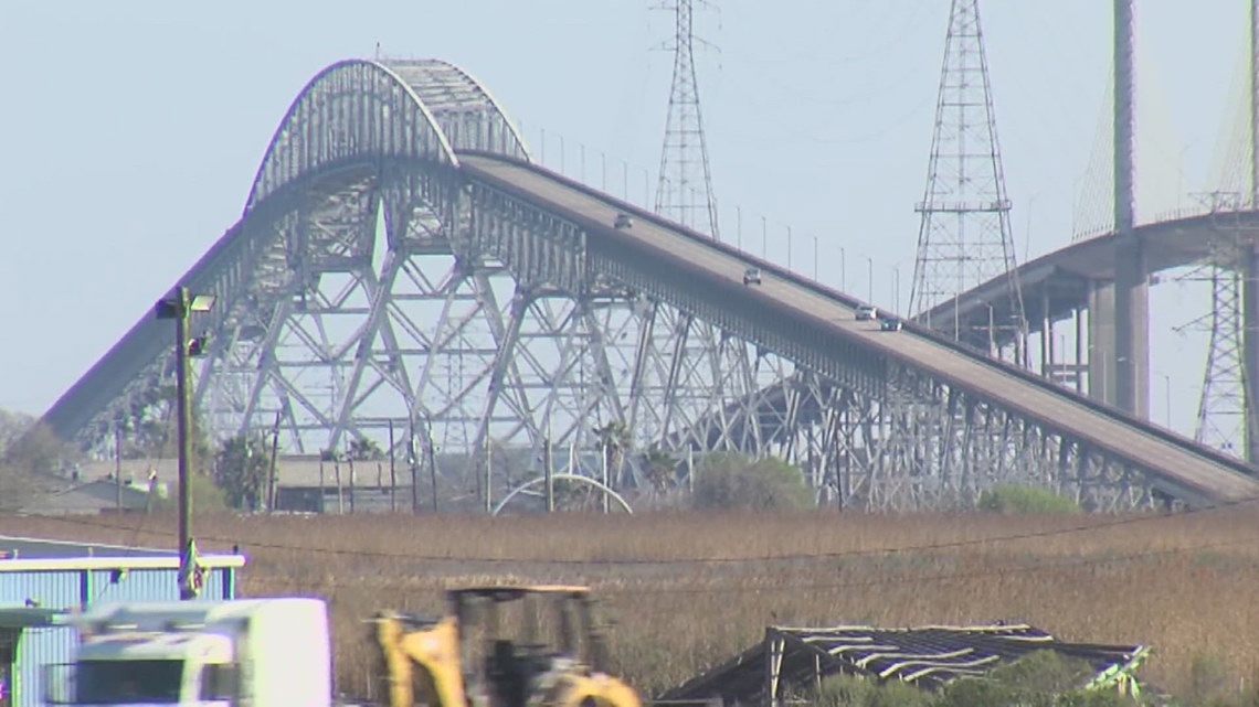 Southeast Texans voice concerns after TxDOT announces Rainbow Bridge to ...