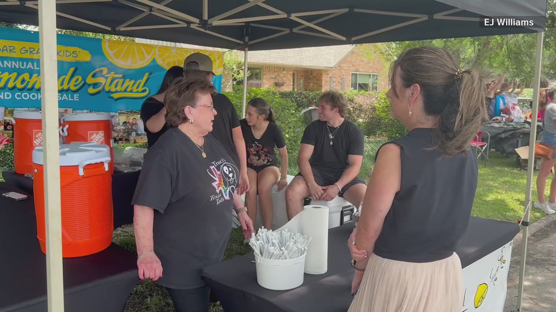 Peggy Claybar and her grandkids held their 8th annual lemonade stand in Orange to raise money for dog rescue Traci’s Texas Tails.
