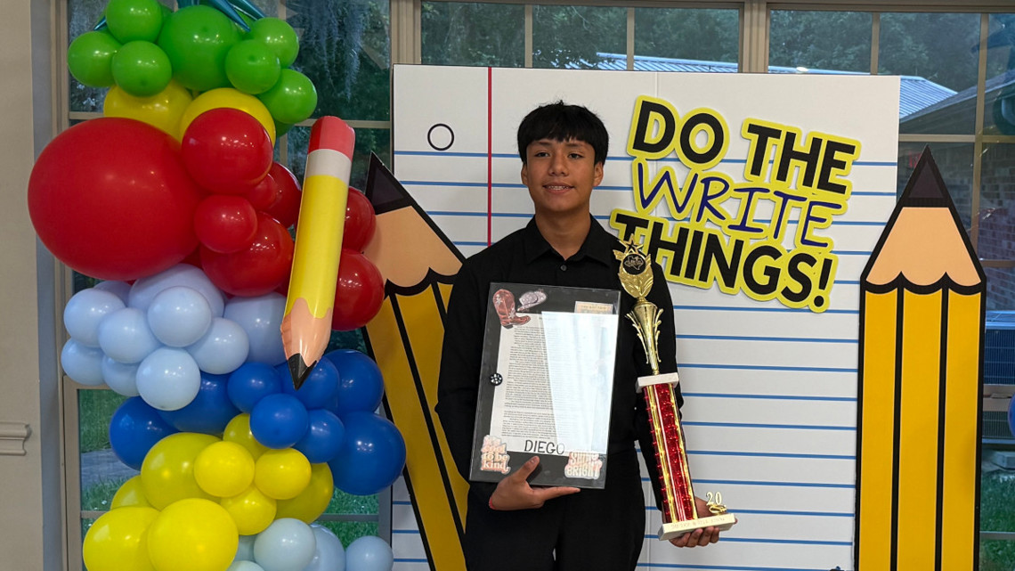 Odom Academy student to read anti-violence essay before Congress after winning Beaumont writing competition