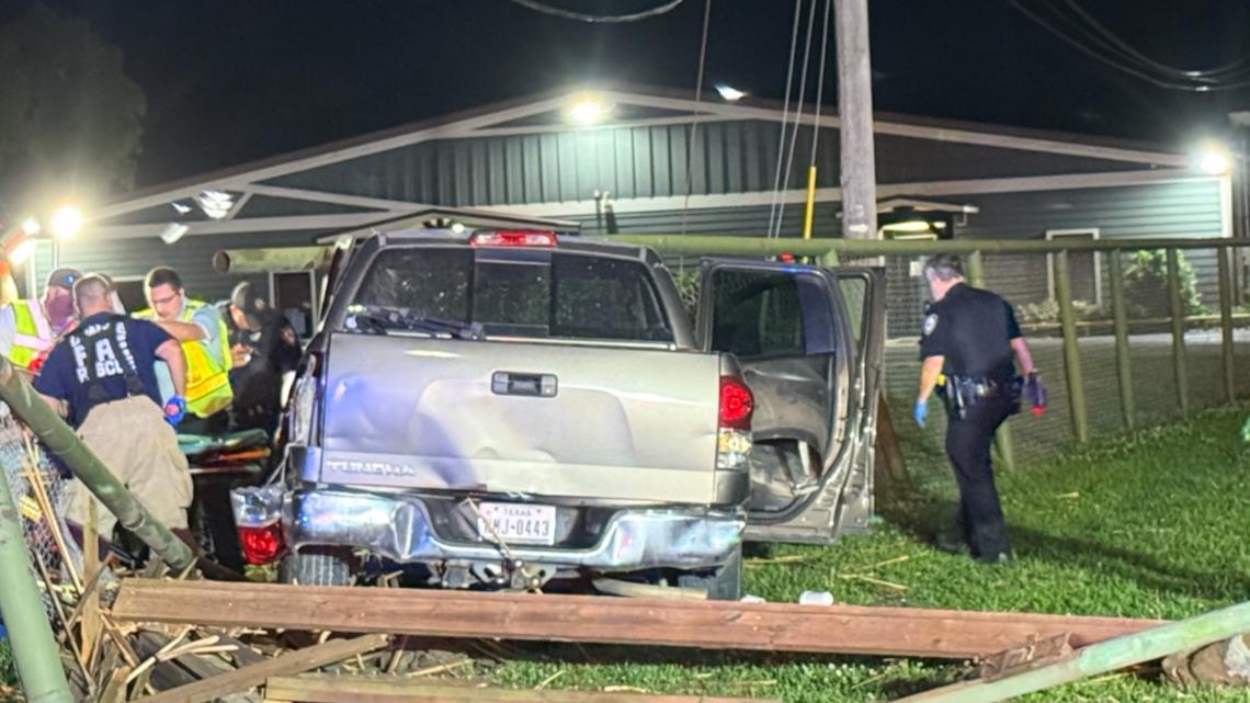 Two seriously injured after truck crashes into fence in Orange ...