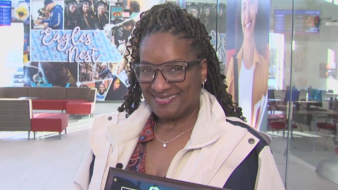 Sign language interpreter at Lamar Institute of Technology receives February's Golden Apple Award