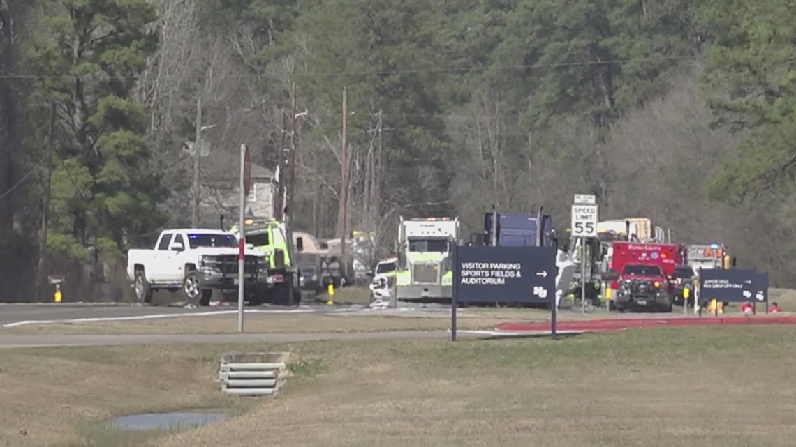 Overturned concrete truck closes part of Highway 326 in Hardin County ...
