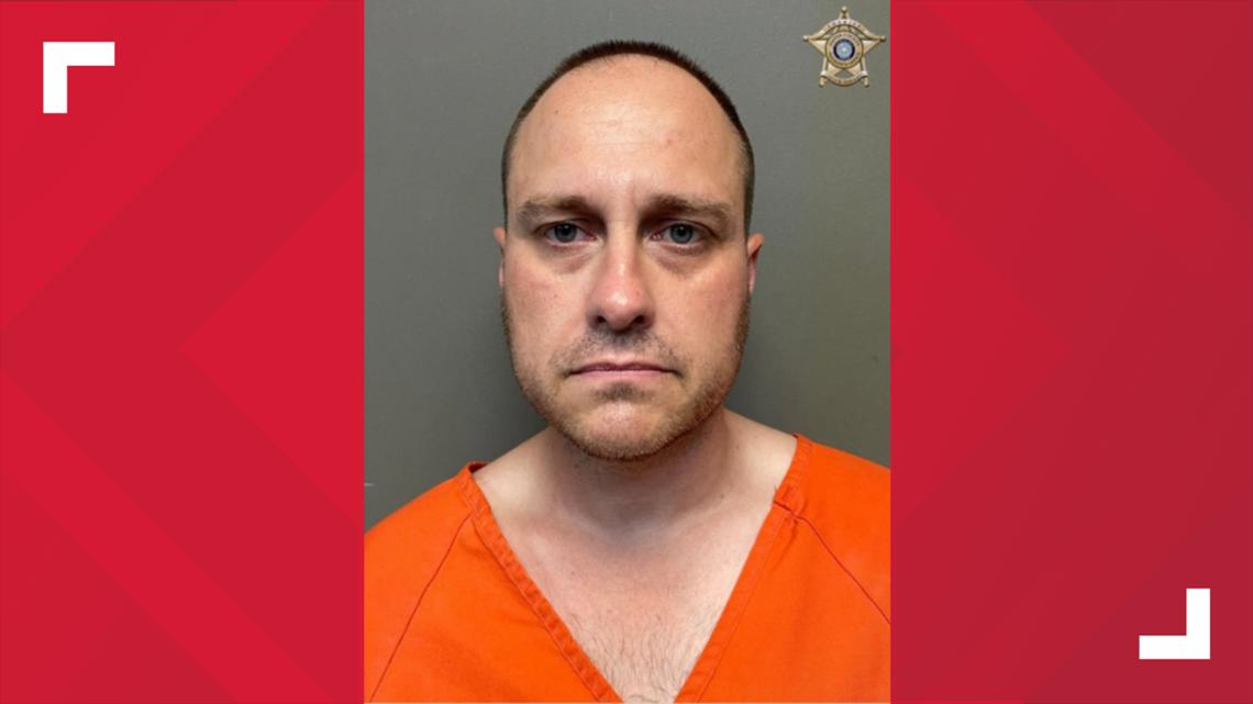 Beaumont police search for suspect accused in shooting that left victim ...