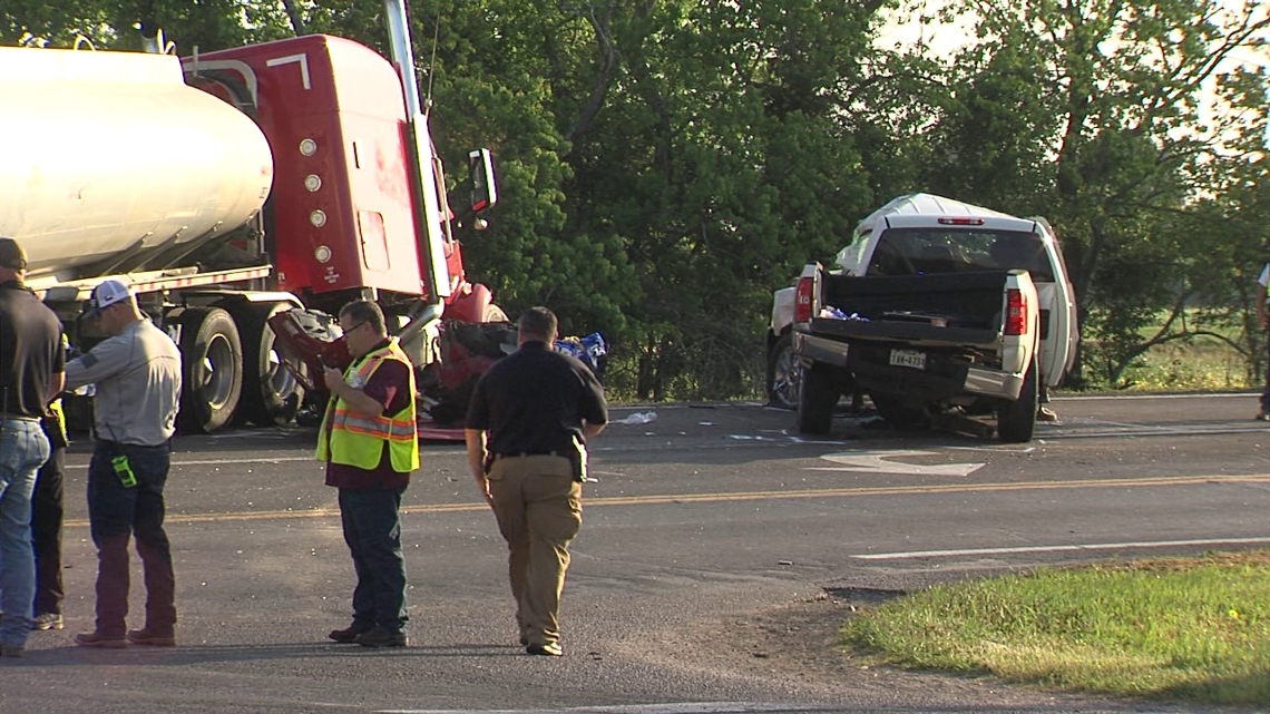 LaBelle residents rally for safer intersection after devastating crash involving two teens | 12newsnow.com