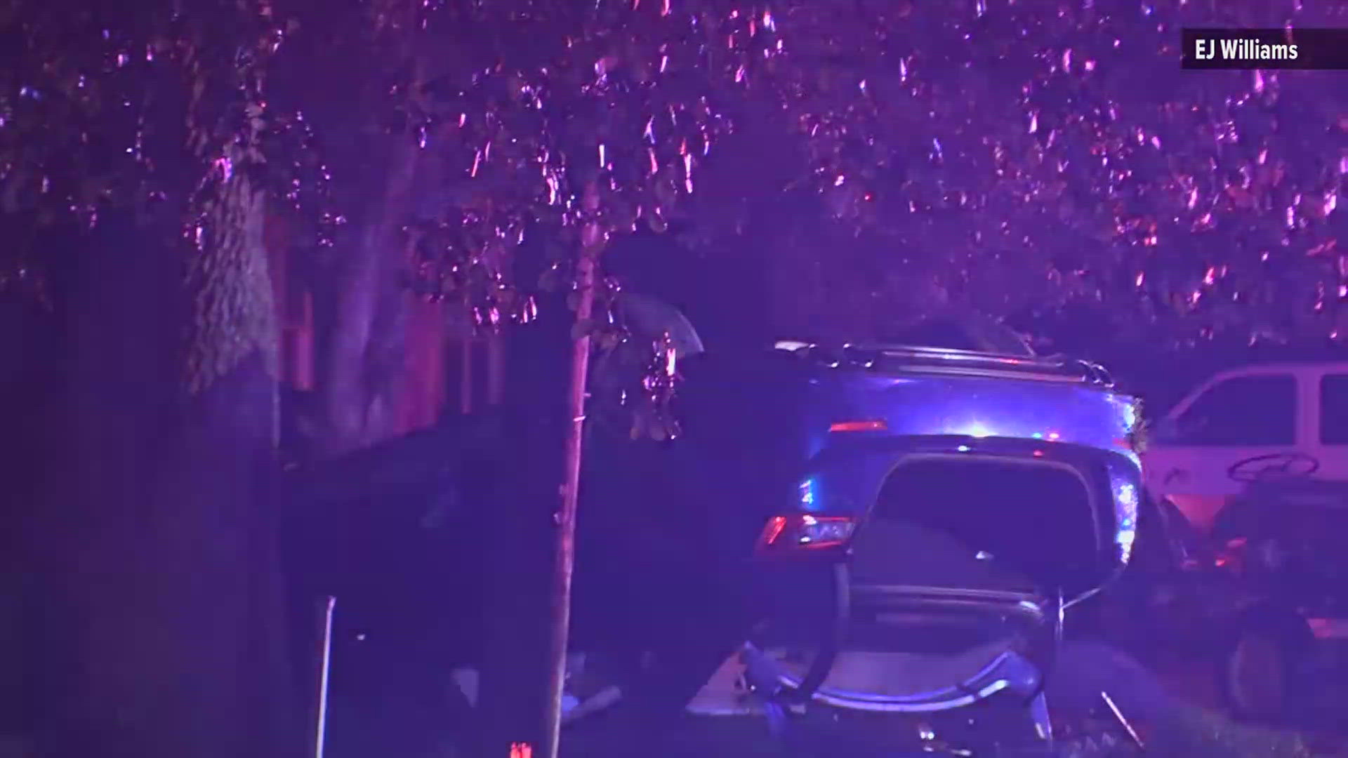Man killed in early morning rollover crash in Port Arthur | 12newsnow.com