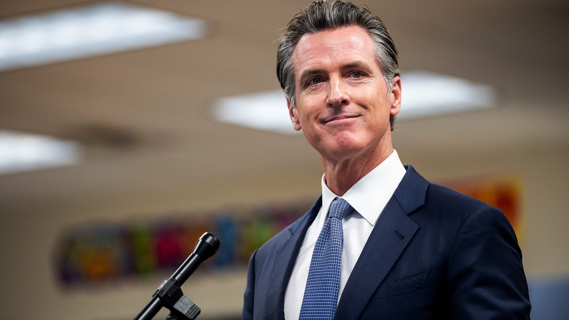 California governor pushes for gun laws modeled on Texas abortion ban.