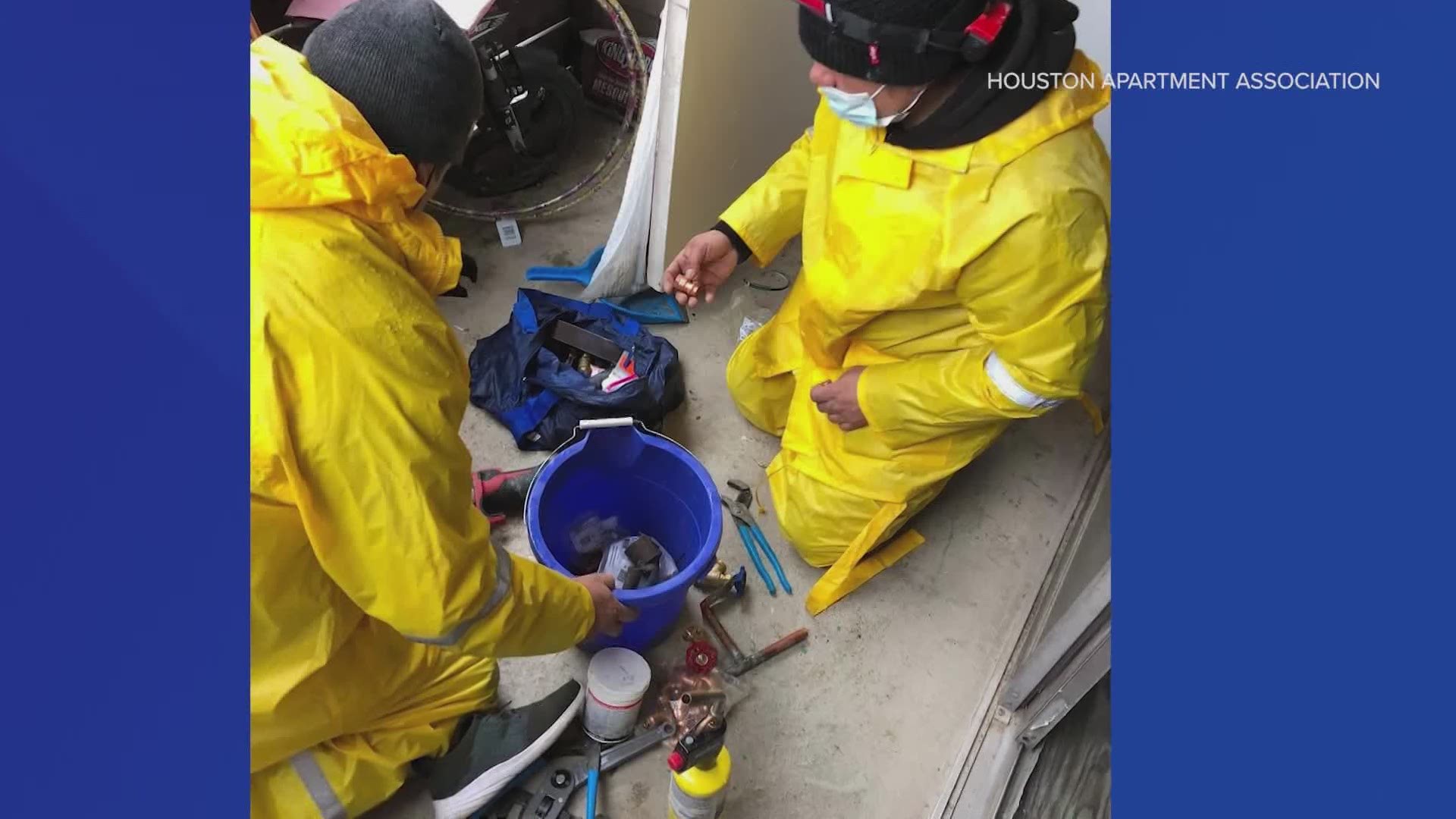 Does Homeowners Insurance Cover Pipes That Burst - Water Damage Burst