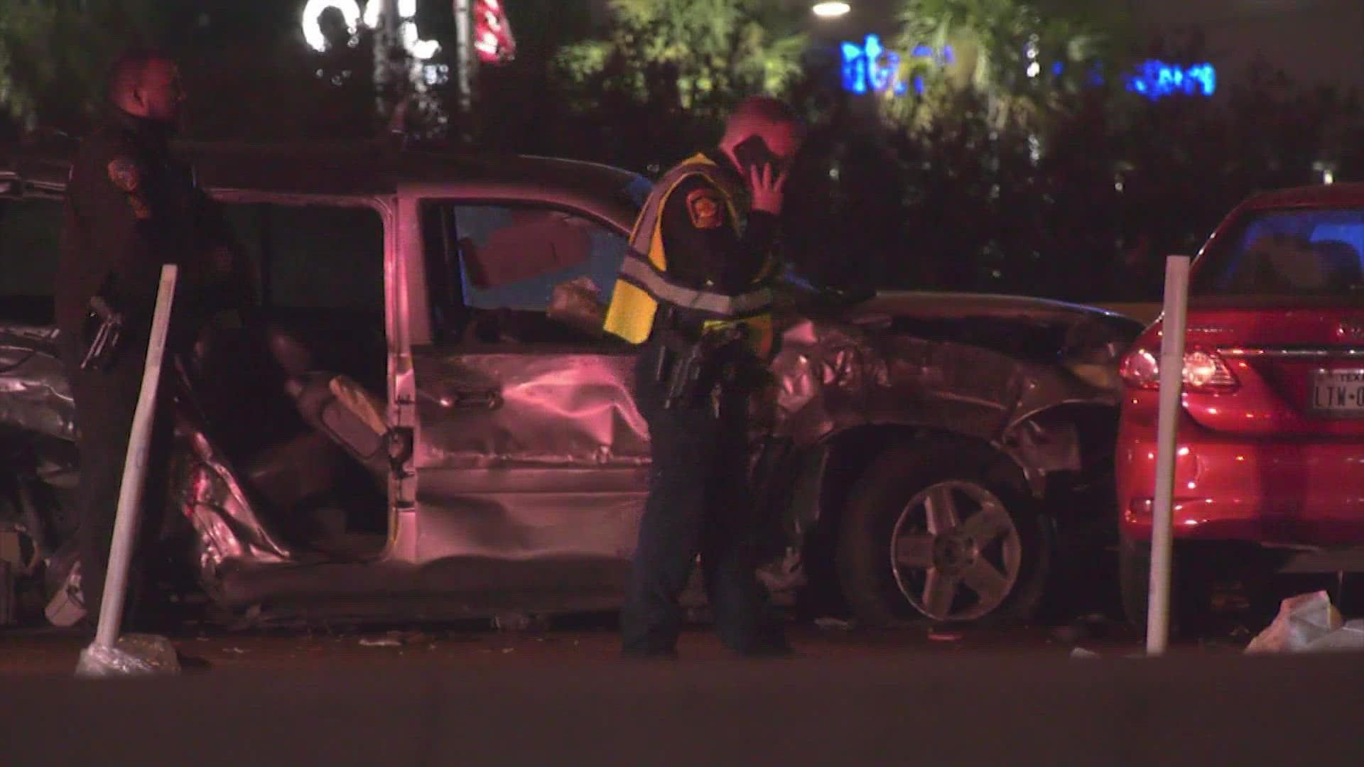 Two off-duty HCSO deputies hurt in major crash on Katy Freeway ...