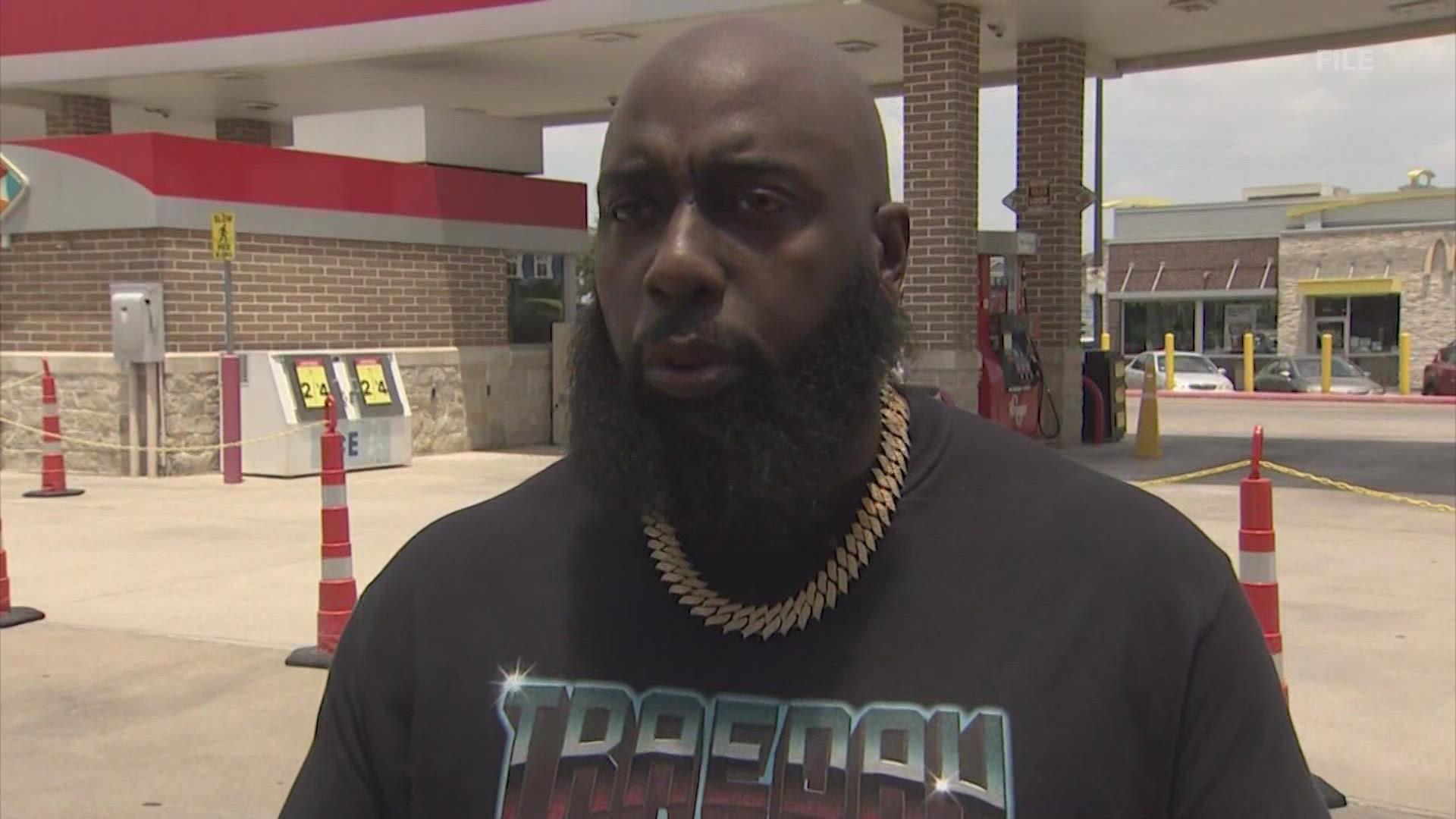 According to court documents, Z-Ro alleges Trae Tha Truth sucker punched him during a fight outside of a restaurant in east downtown Houston.