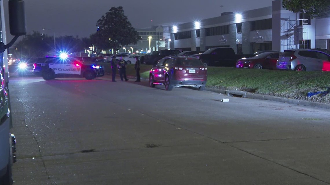 Man shot in parking lot near 610 after leaving Houston Rodeo ...