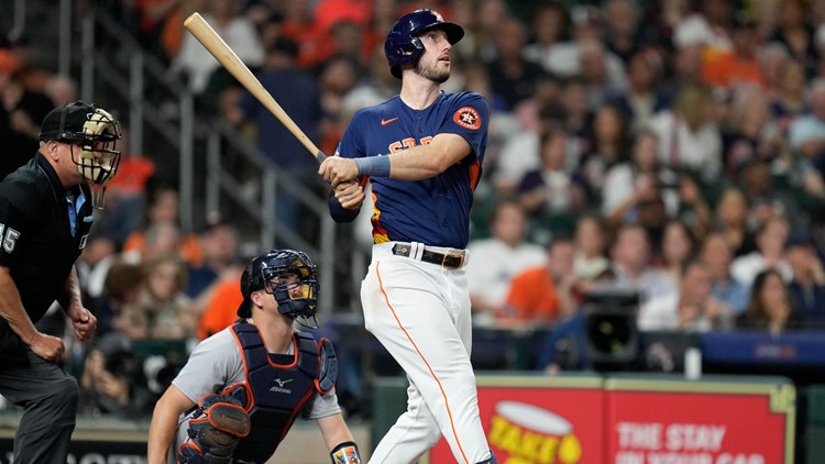 Kyle Tucker hits homer that breaks lights at Minute Maid Park