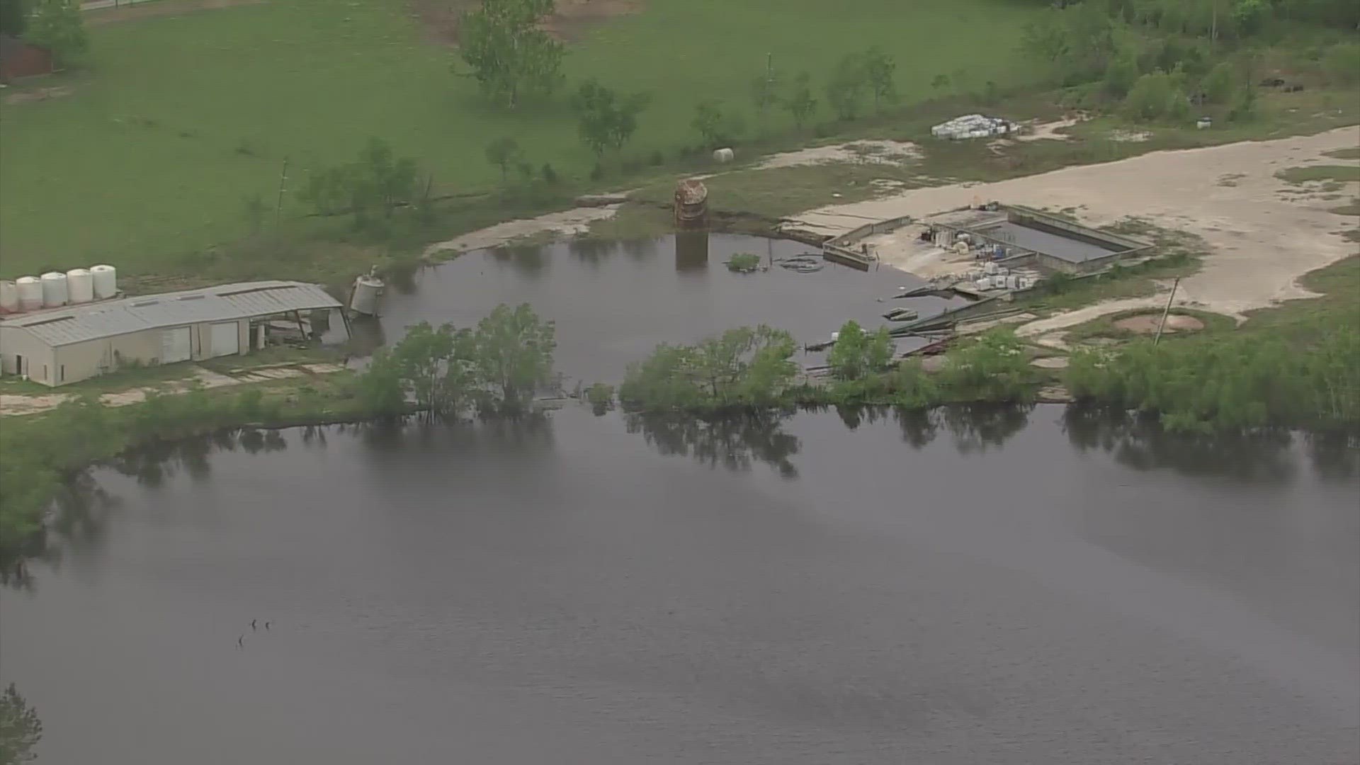 Daisetta, Texas sinkhole update City officials say it's growing