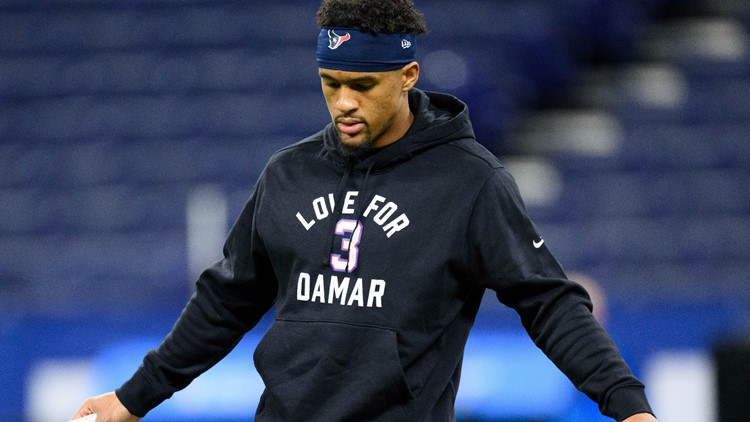 VIDEO: Texans and Colts join together to honor Damar Hamlin before kickoff