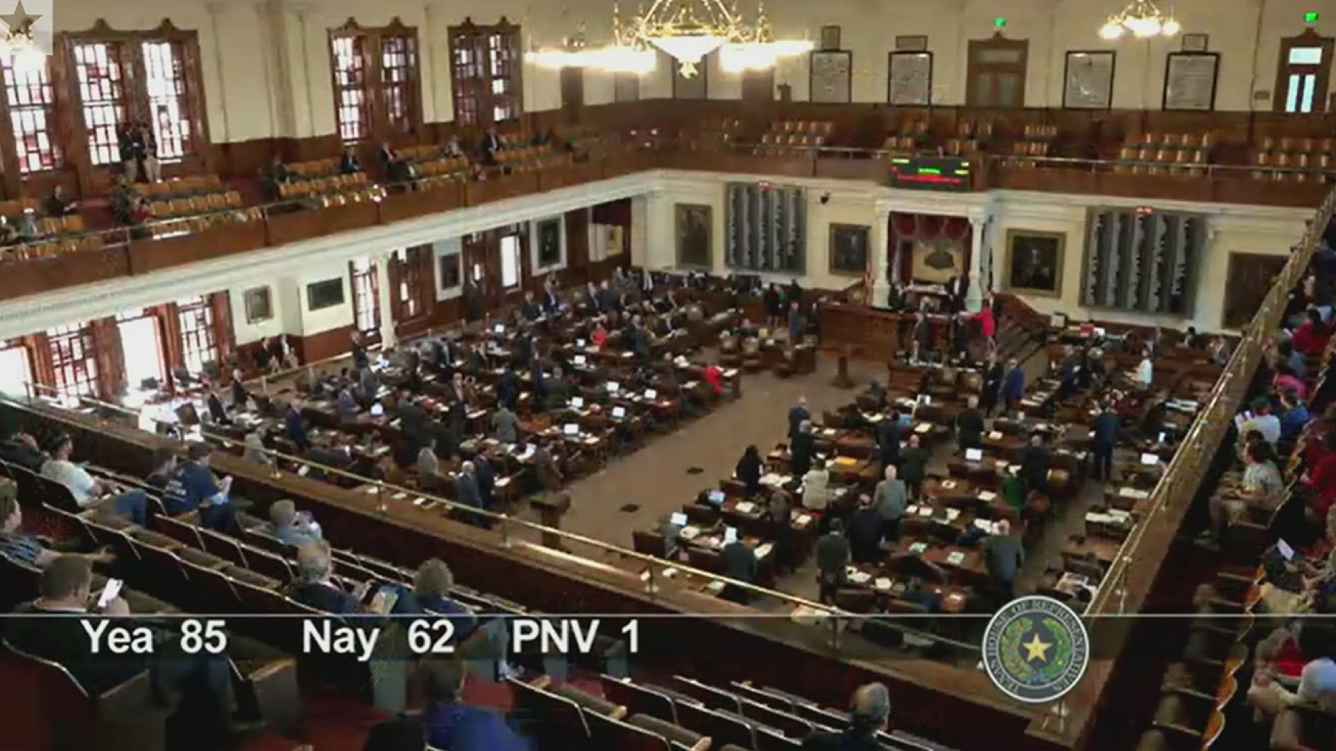 The House voted 84-63 in favor of an amendment offered by Rep. John Raney of College Station. Twenty-one Republicans, joined all Democrats in support.