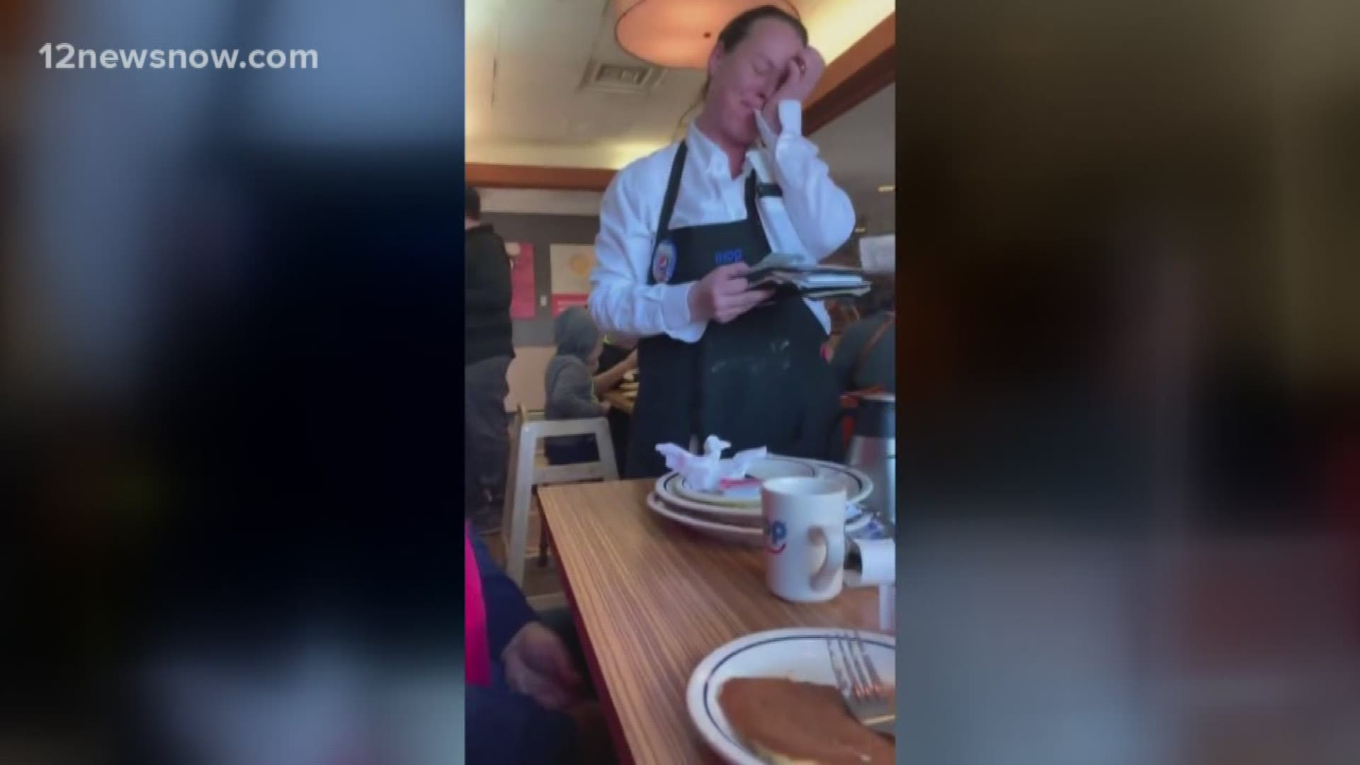 Five people came together to surprise a waitress for the holidays.
