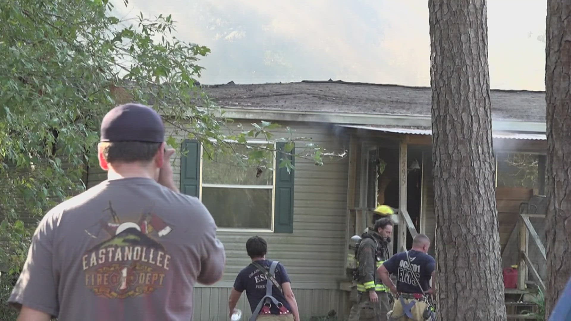 Firefighters respond to house fire in Vidor | 12newsnow.com