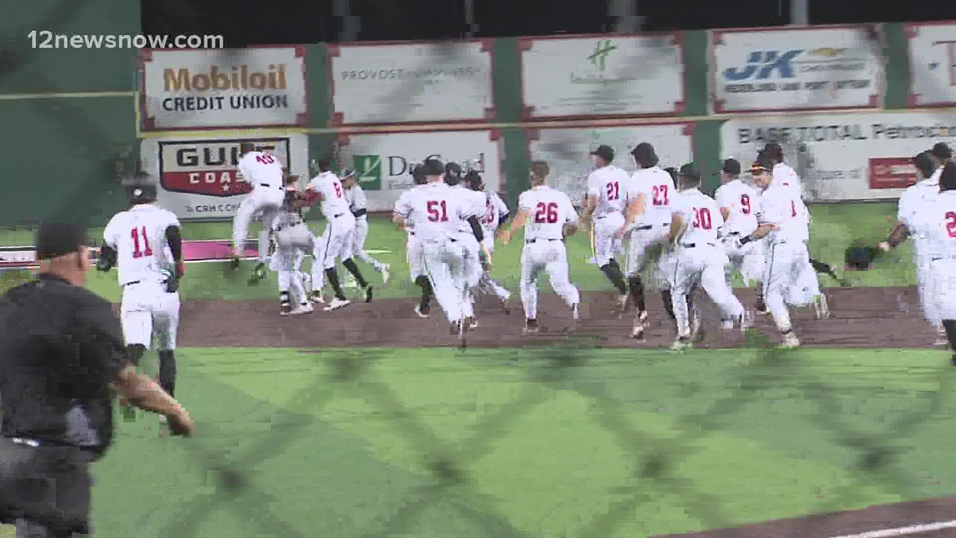 Cardinals trail Sam Houston by one game after walking off Tarleton