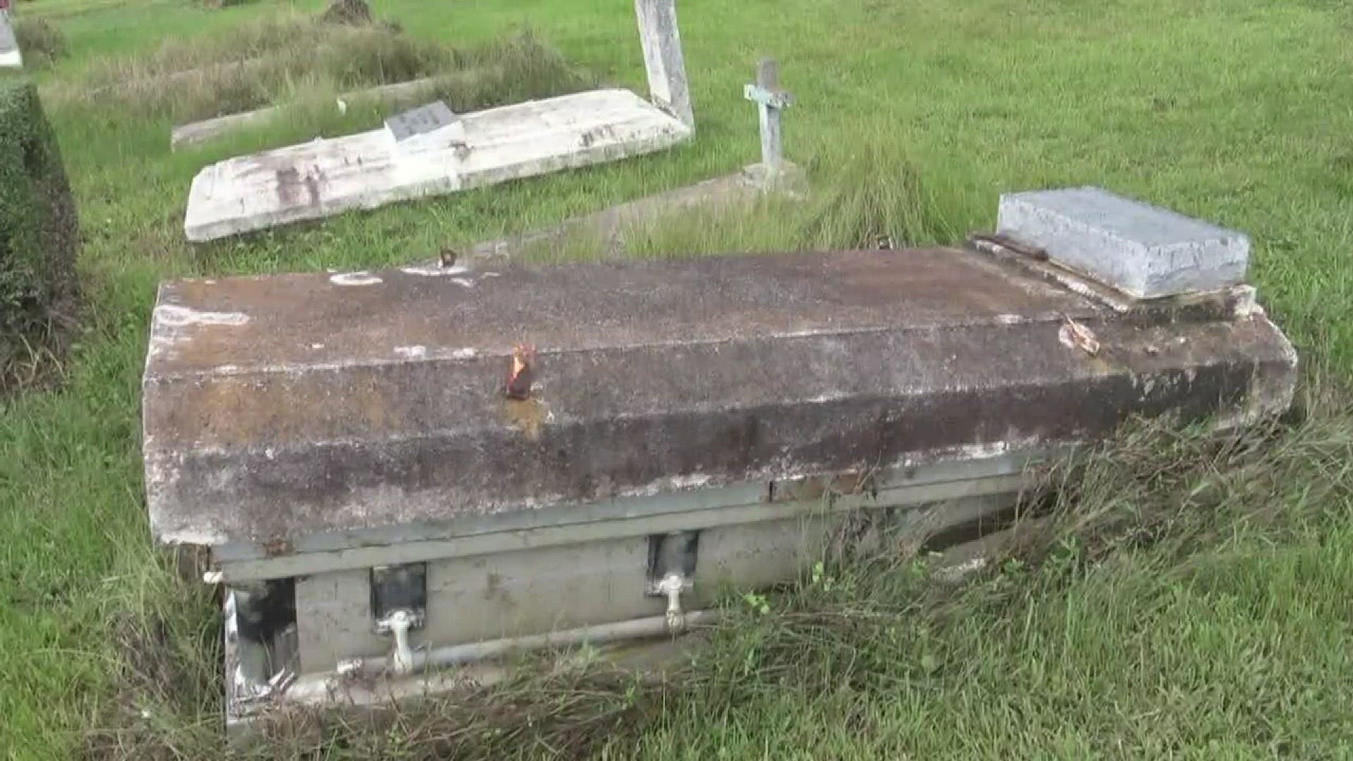 Residents in Orange are outraged at how caskets and vaults of their loved ones are out of their graves at the Hollywood Community Cemetery.