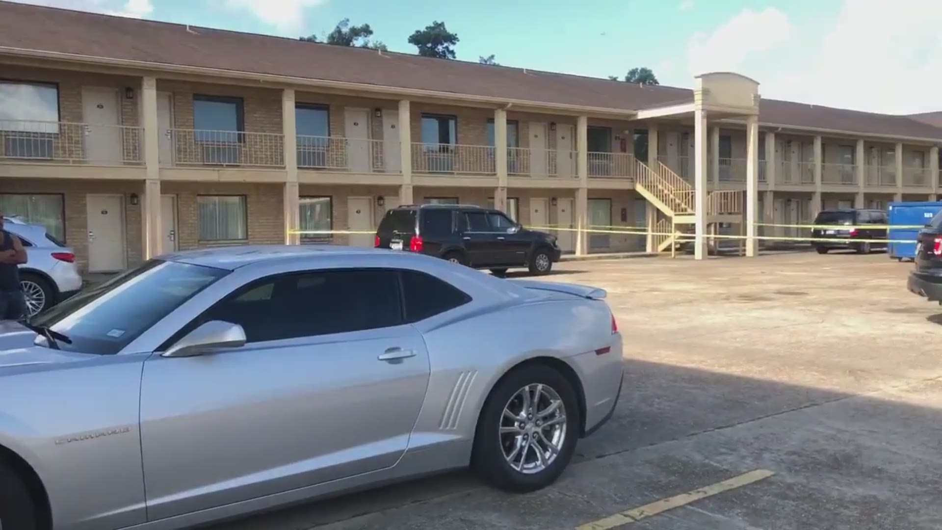 Man fatally shot at Beaumont motel Friday morning